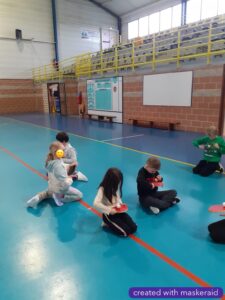 Découverte du ping-pong pour les élèves de l'école du Sacré-Coeur d'Aulnoye-Aymeries. 1