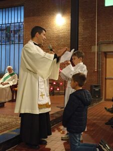 Les jeunes de l' Institution Saint Jean de Douai ont reçu leur croix 1