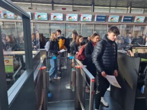 Lundi 18 mars, départ pour la Pologne pour les élèves du Lycée Général Saint Pierre de Fourmies. 11