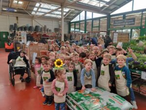 Premier jour du printemps pour les plus jeunes de l'école Saint Martin de Nomain. 14