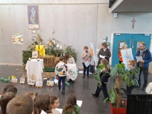 Célébration de Pâques chez les élèves de cycle 3 de' l'école Notre Dame de la Renaissance de Somain. 4
