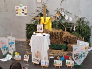 Célébration de Pâques chez les élèves de cycle 3 de' l'école Notre Dame de la Renaissance de Somain. 7