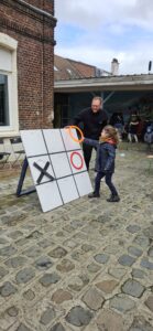 L'école Saint Vincent de Paul de Sin le Noble a organisé une kermesse de solidarité au profit de l'association L'ambition de Martin. 10