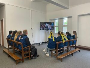 Les pèlerins de l'ensemble Saint Luc de Cambrai et La Sagesse Valenciennes sont bien arrivés à Lourdes. 12