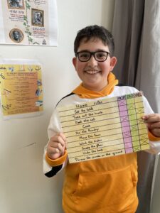 Au collège Notre Dame de l'Assomption de Bavay, nous pratiquons la pédagogie de projet(s) selon l'adage : “Tu me dis, j'oublie. Tu m'enseignes, je me souviens. Tu m'impliques, j'apprends.” 1