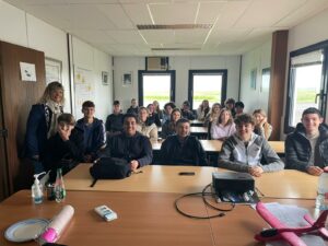 Préparation au Brevet d'Initiation Aéronautique (BIA) pour les élèves du Lycée Notre Dame de Valenciennes 12