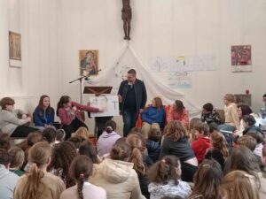 Retraite de Profession de Foi à l'Institution Notre Dame de Grâce de Maubeuge