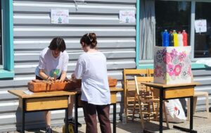 Le Lycée Sainte Croix de Cambrai a été heureux d'accueillir la kermesse de l'école Saint Roch de Cambrai 15