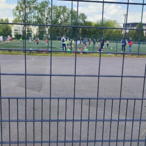 Les élèves de CM1 et CM2 de l'école Saint Roch de Cambrai ont participé aux tournois des éducateurs de la ville de Cambrai. 3