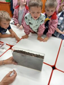 A l'école Sainte Famille de Raismes 15