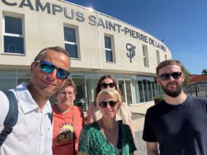 à l'Institution Saint Jean de Douai 47